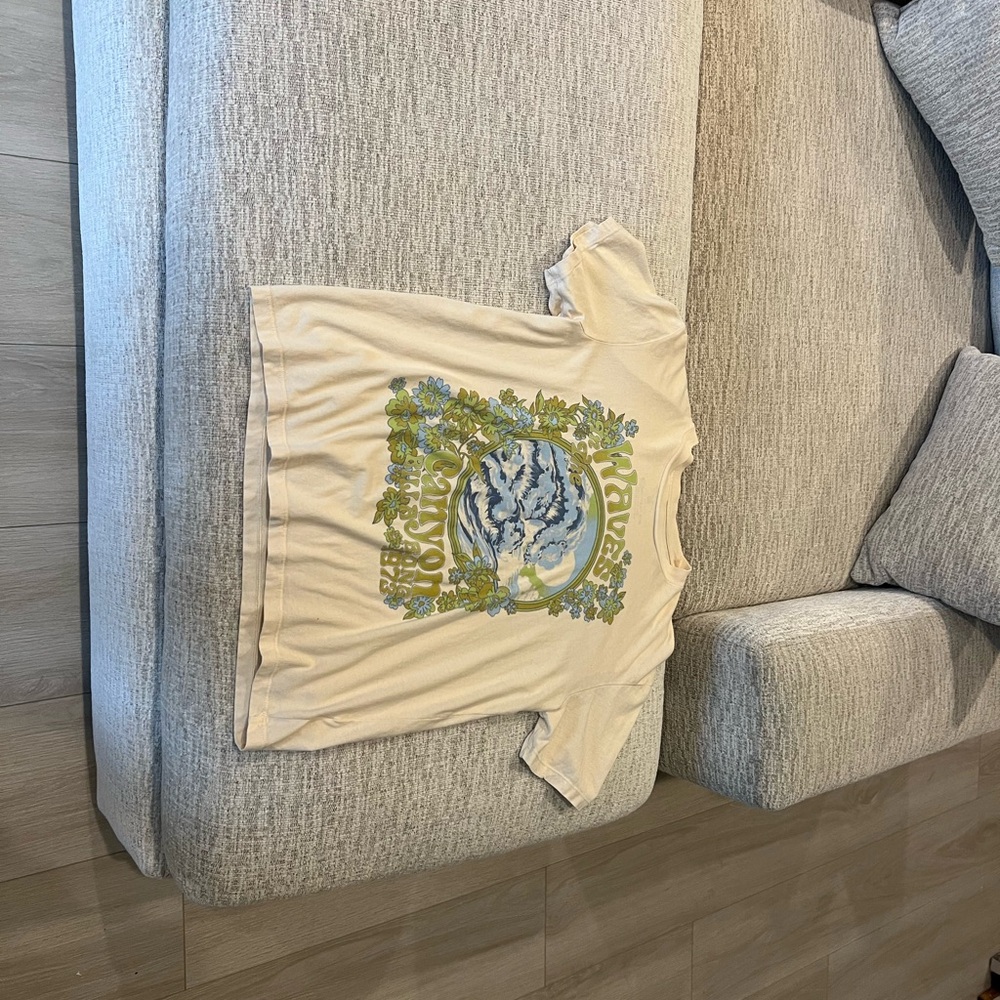 Billabong wave shirt